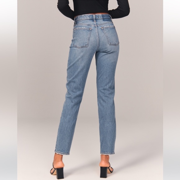 The Mom High Rise - Picture 3 of 7